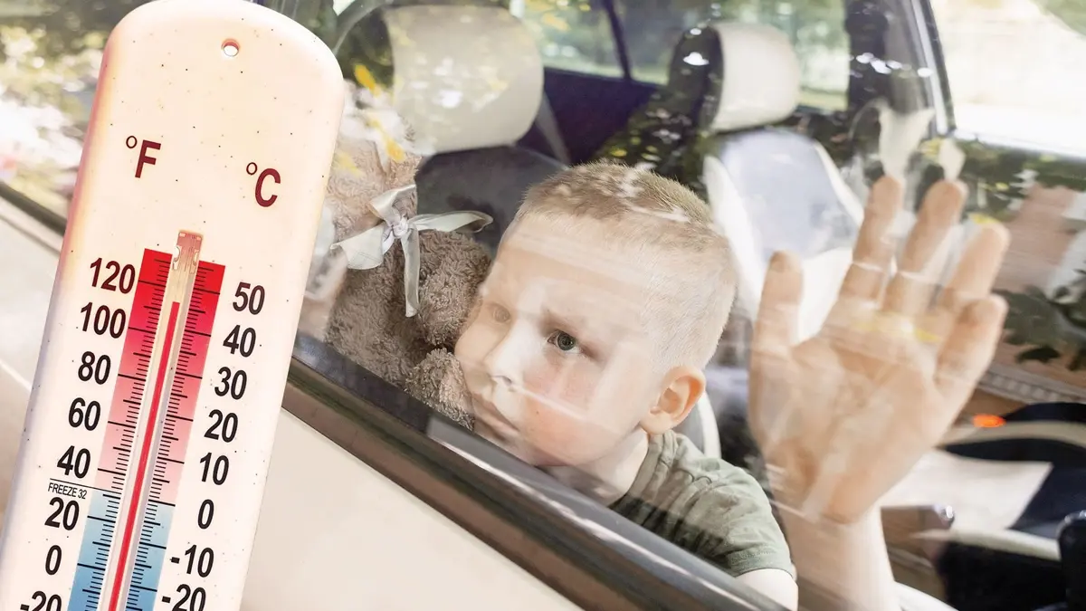 Yazın otomobilde 60 derece alarmı