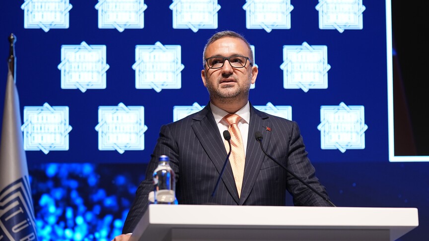 TCMB Başkanı Fatih Karahan: Kredi büyümesindeki dalgalanmaları yönetmek için büyüme sınırlarını kullanıyoruz