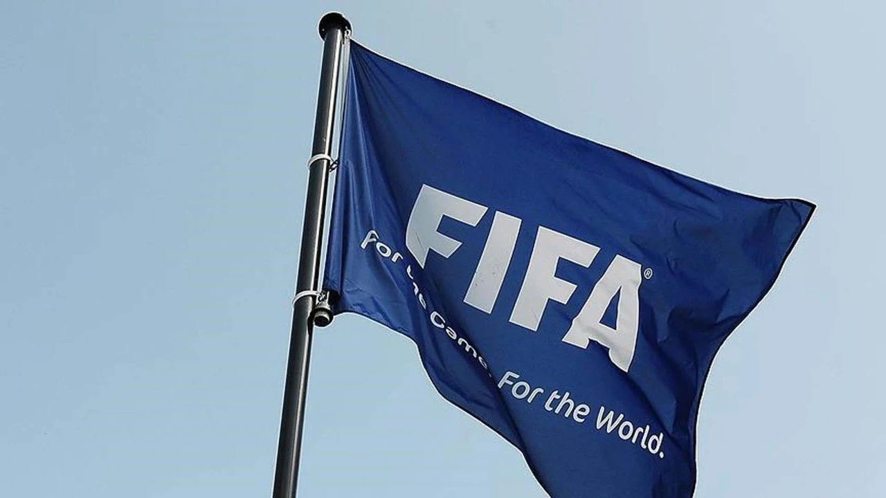 FIFA'dan Dünya Kupası öncesi flaş karar! O ülkenin forması değiştirildi