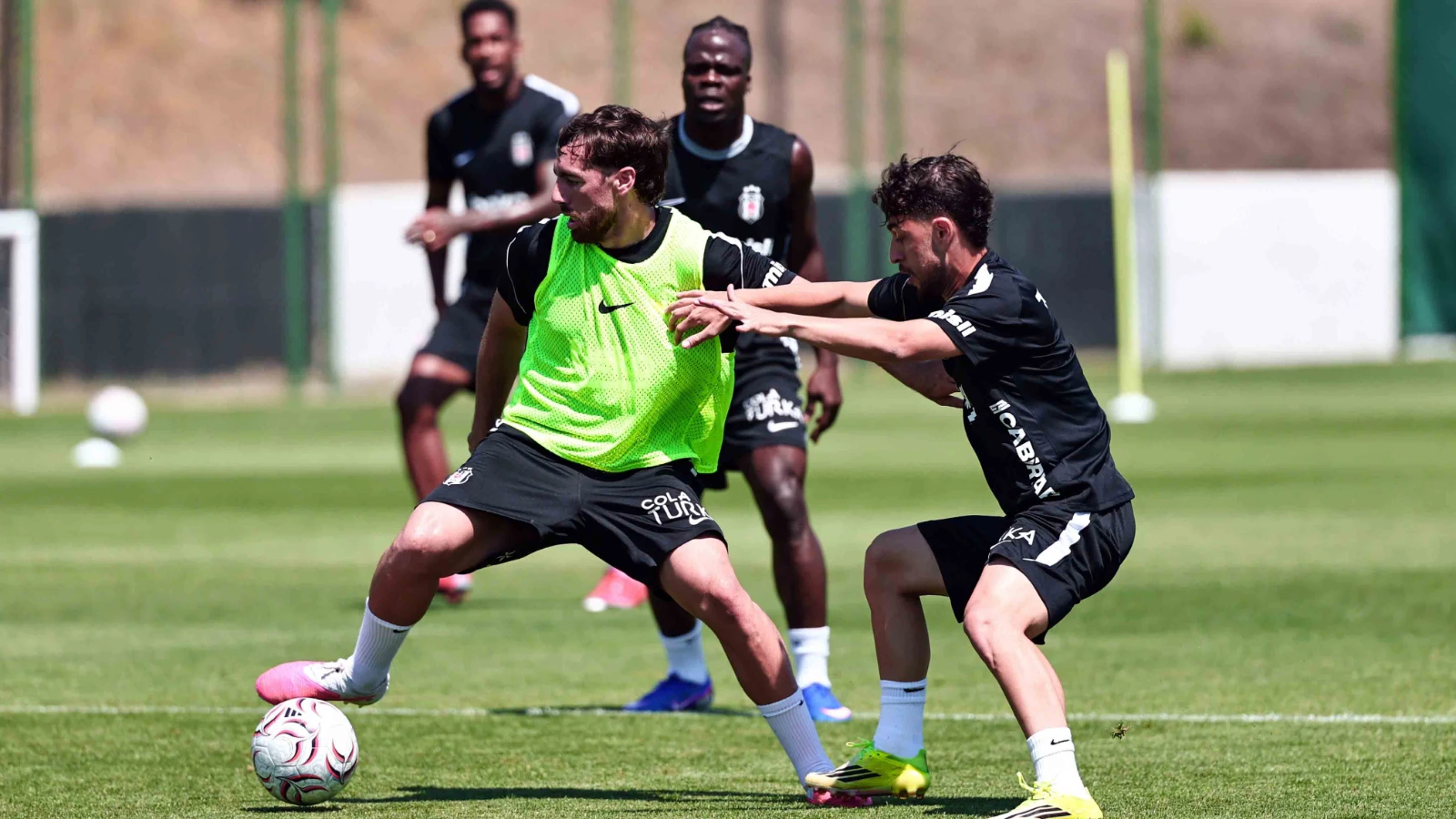 Beşiktaş, Midtjylland maçının hazırlıklarına devam etti