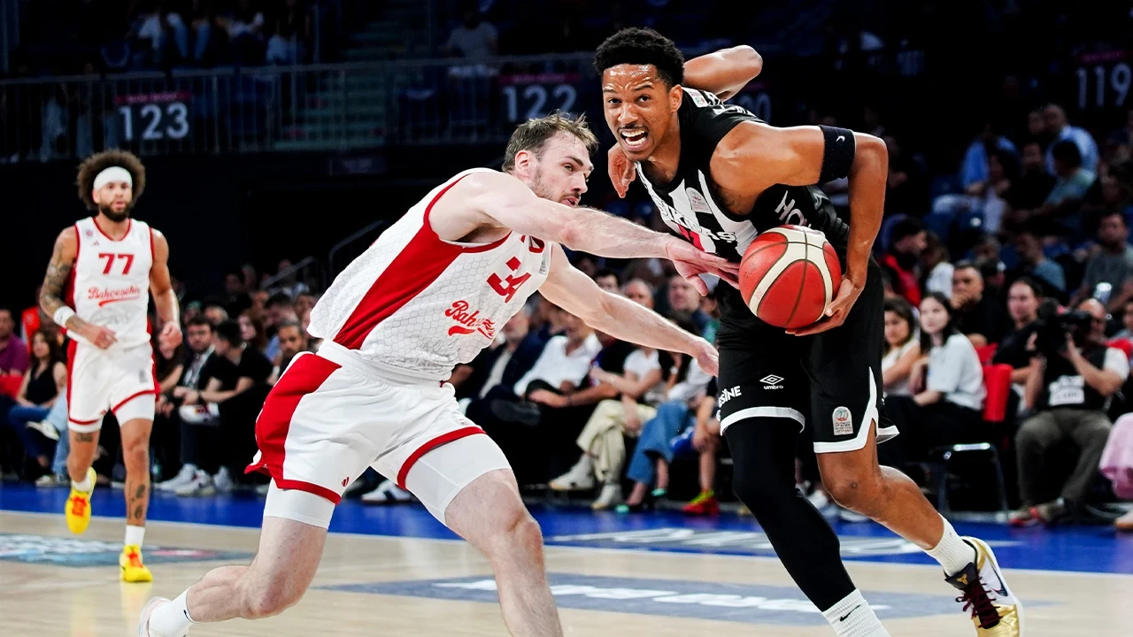 Beşiktaş Gain Bahçeşehir Koleji'ni yenerek seriyi son maça taşıdı