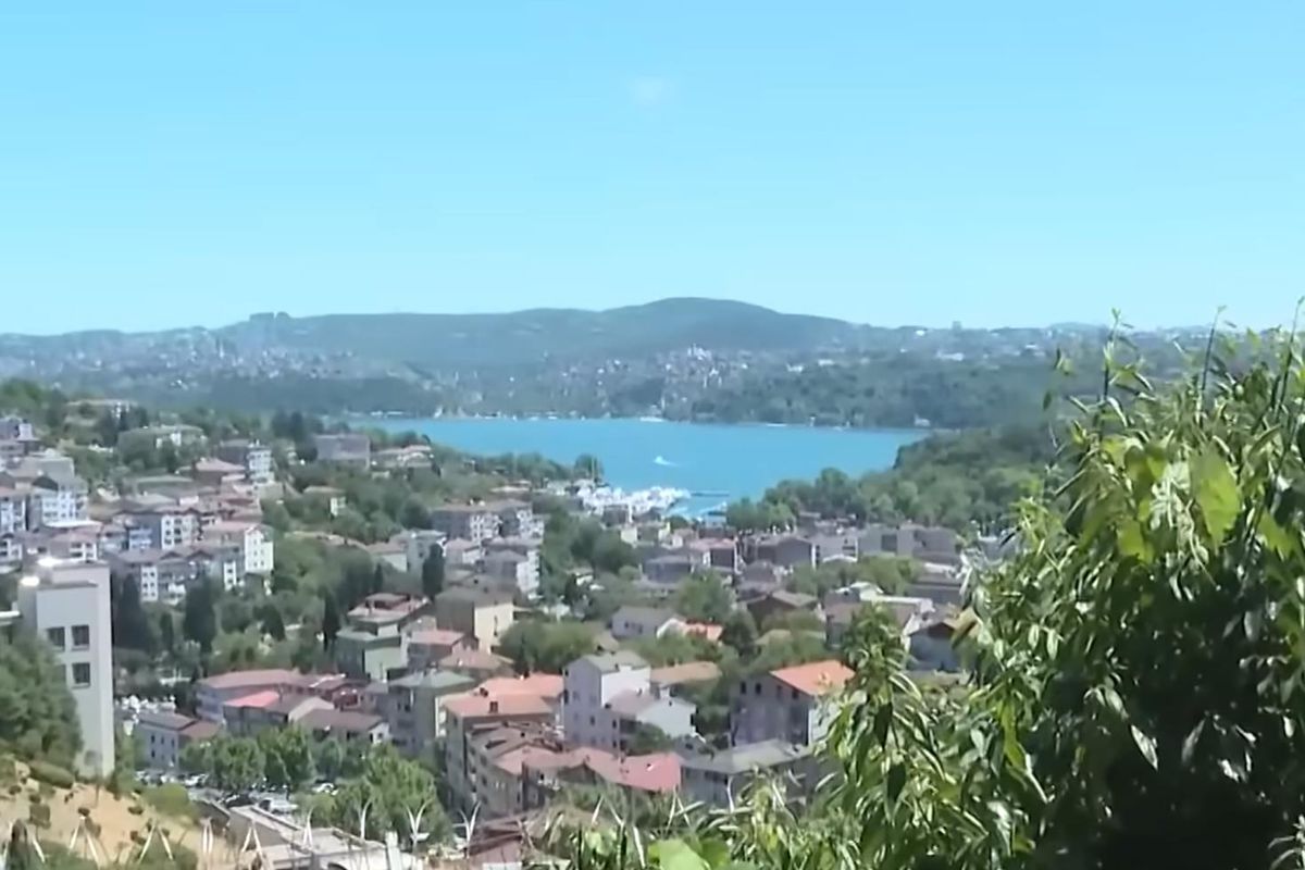 İstanbul'da akılalmaz olay! Sabah uyandıklarında evlerinin tapuları başkasına devredilmişti