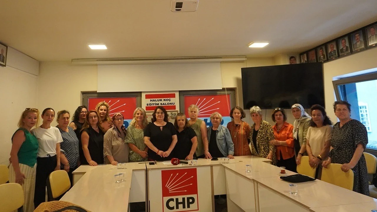 CHP Bilecik Kadın Kollarından ortak bildiri: Mutlak butlan yönetimini tanımıyoruz