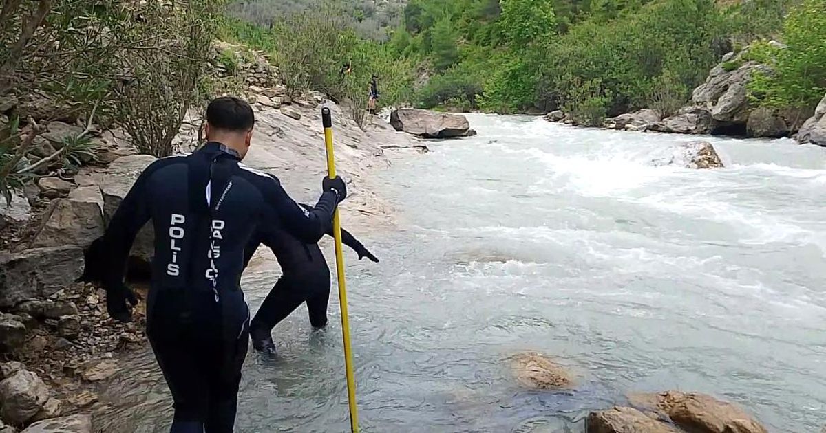 Çayda kaybolan gencin çocuklara boks öğretirken görüntüleri ortaya çıktı