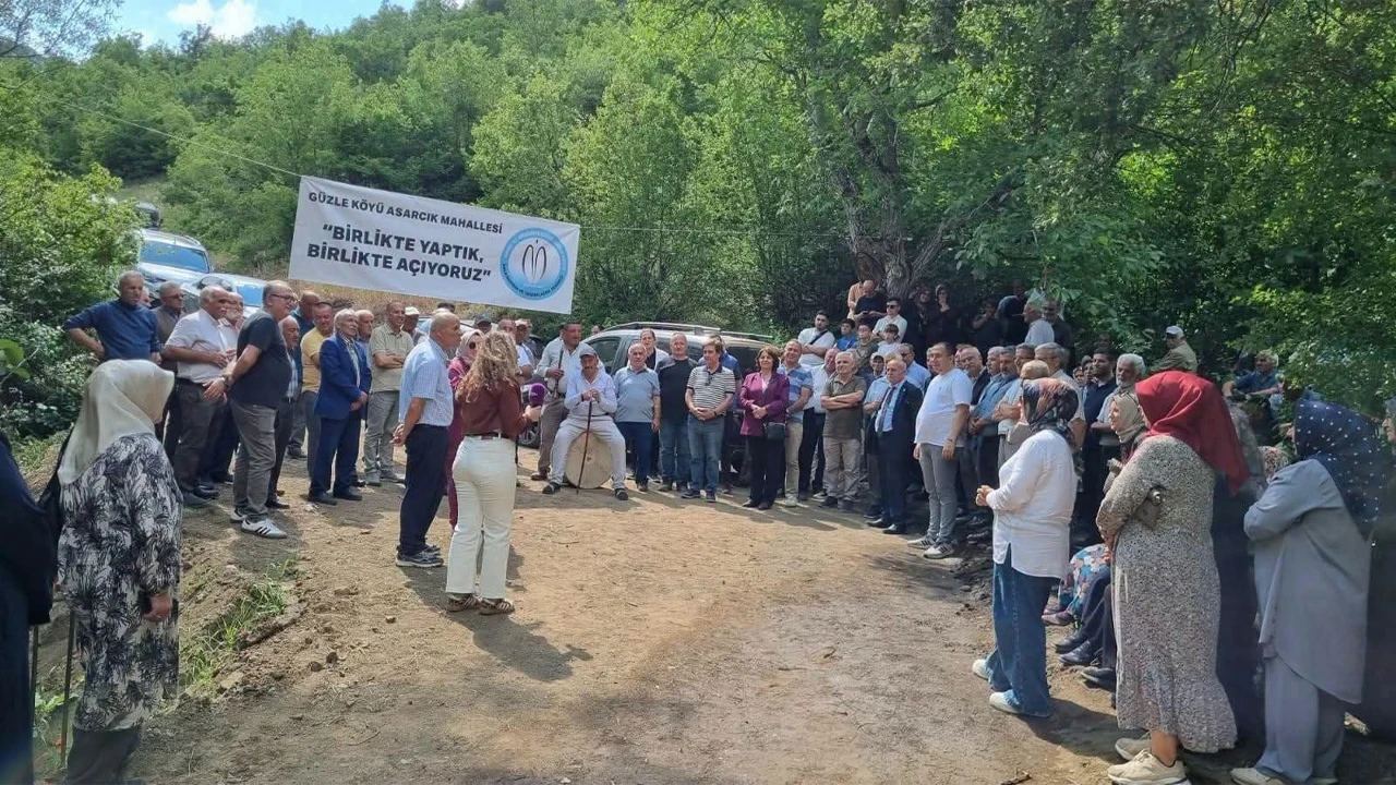 Ordu'nun Asarcık Mahallesi tarih yazdı: Devlet yapmadı, köylü kendi yolunu kendi açtı