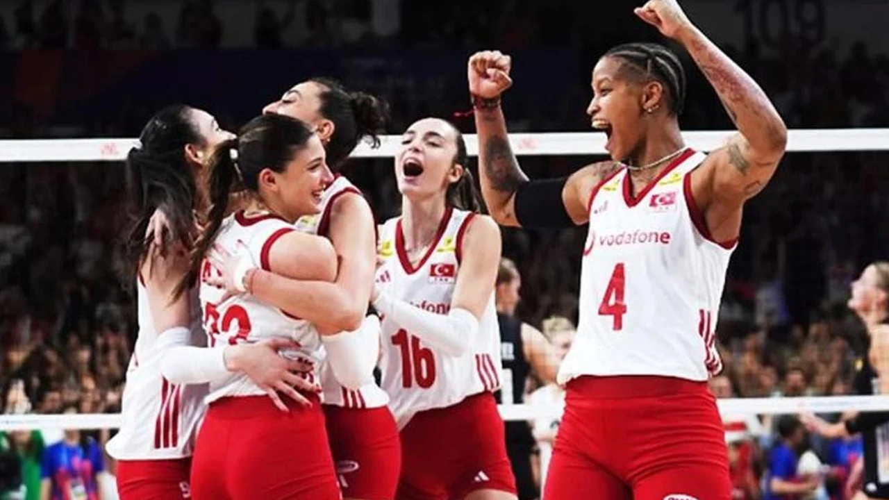 Filenin Sultanları final maçına çıkıyor: Türkiye - Brezilya voleybol maçı ne zaman, saat kaçta?