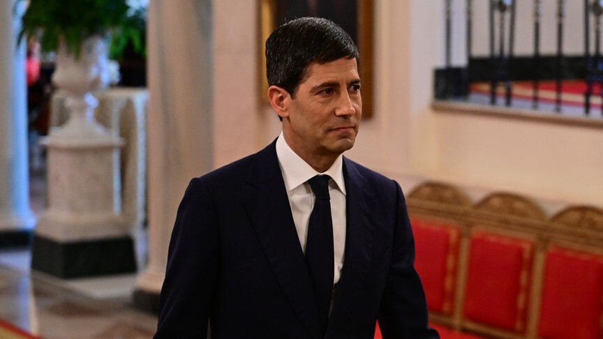 Fed Başkanı Warsh'un ilk toplantısı bankada yeni dönemin habercisi