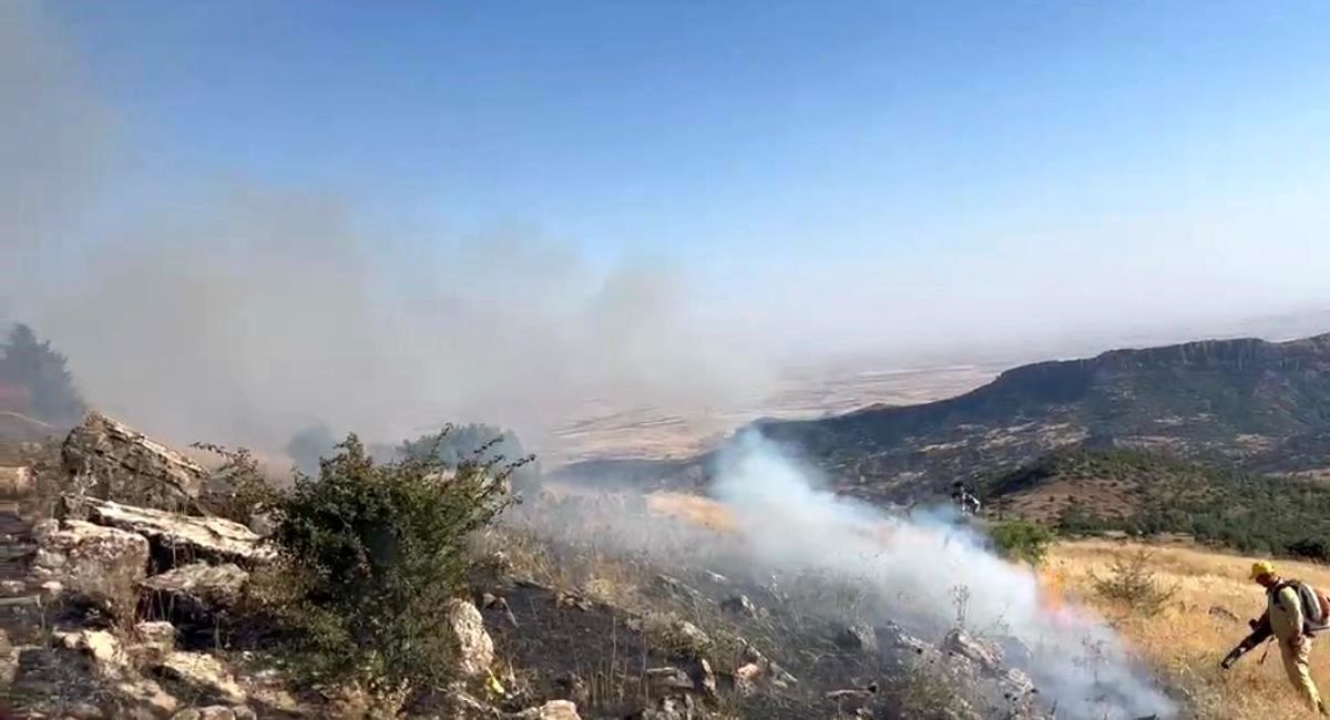 Diyarbakır'da örtü yangını