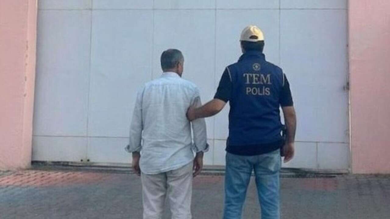 FETÖ firarisine arazide operasyon: Muğla'da saklandığı yerde yakalandı