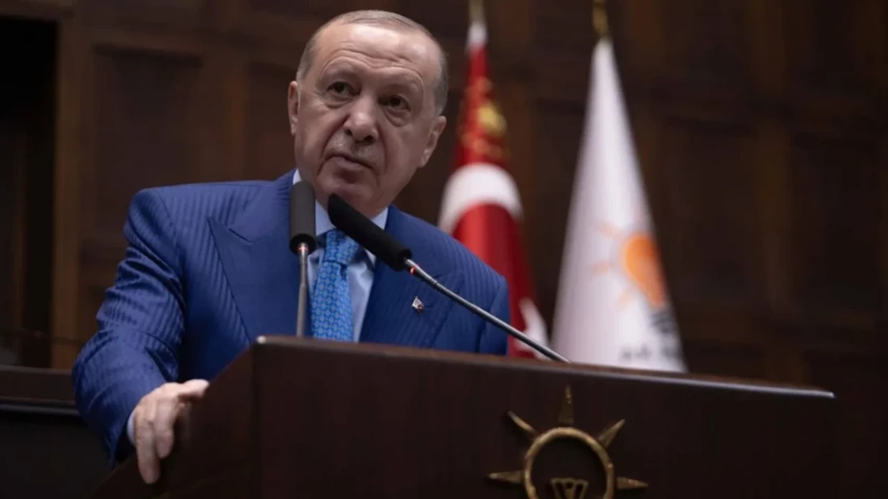 AKP'de 25. yıl hazırlıkları başladı: Almanak hazırlanacak, hatıra para basılacak
