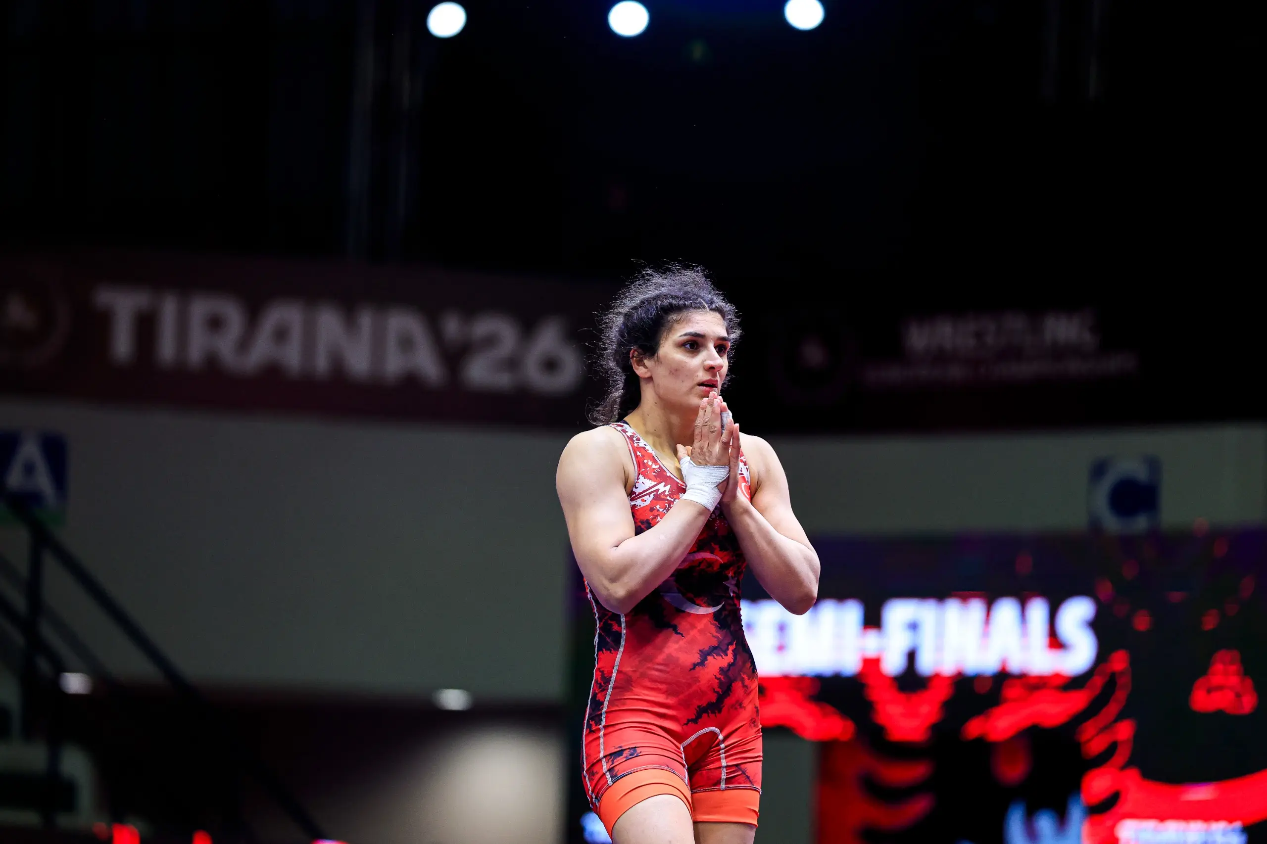 Nesrin Baş ve Tuba Demir'den Moğolistan'da bronz madalya!