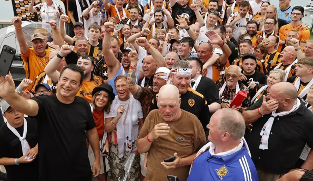 Acun Ilıcalı, Hull City taraftarlarıyla Antalya'da buluştu!