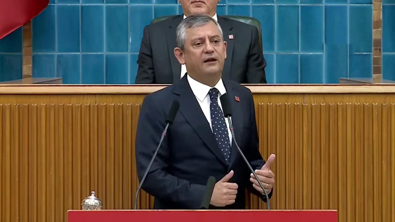 Özgür Özel CHP'ye böyle veda etti! Dikkat çeken sözler