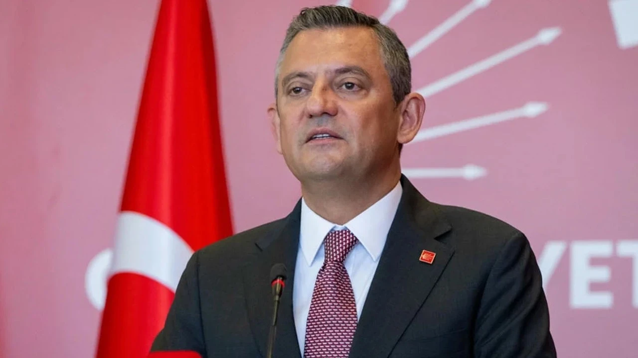 Özgür Özel'den mutlak butlan ve yeni parti açıklaması: Kıyamet senaryomuz hazır!