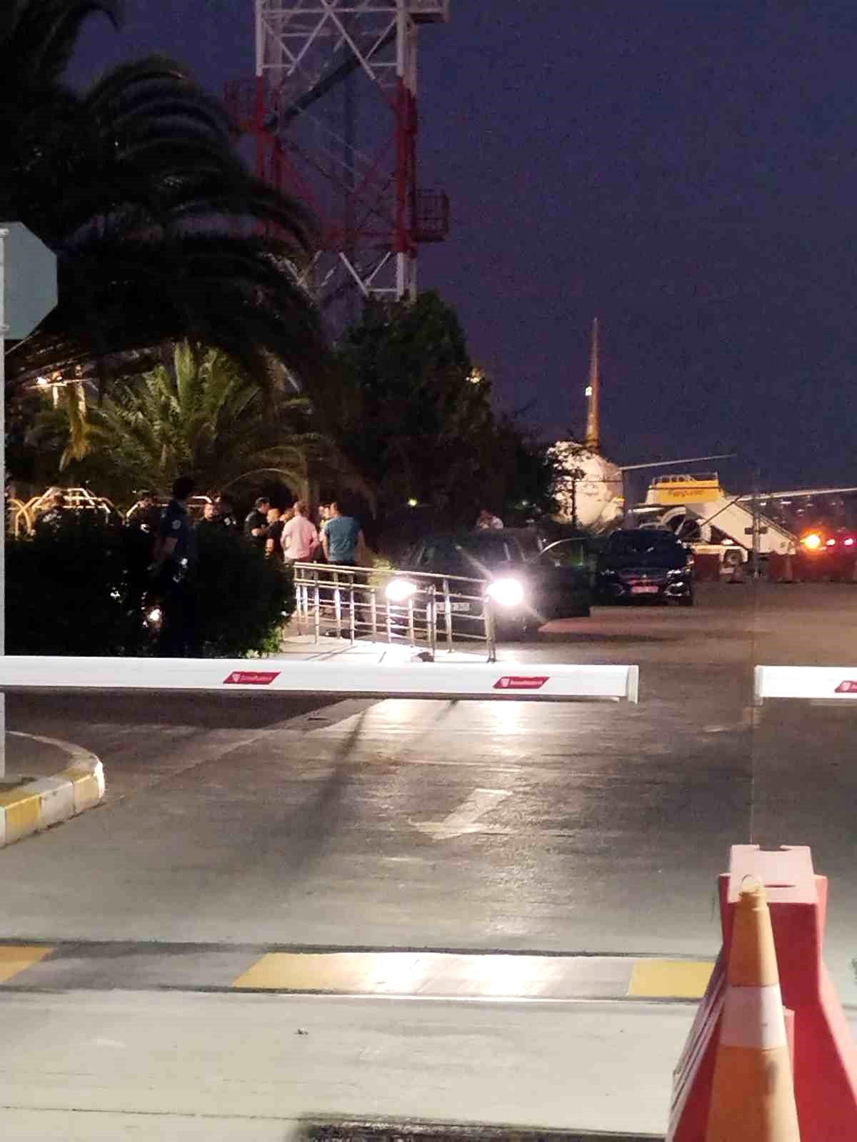Fenerbahçe'nin yeni transferi Vedat Muriqi İstanbul'a geldi