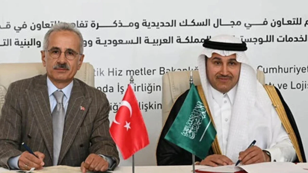 Türkiye ve Suudi Arabistan imzaları attı: Demiryolu bağlantısı kuruluyor