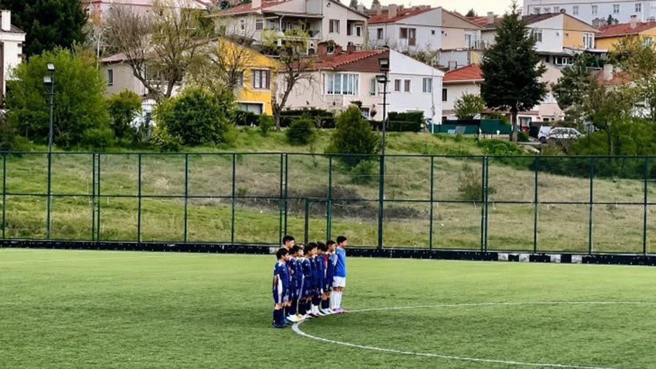 Hakem rezaleti U13'e kadar düştü: Çocuklar topa dokunmadı!