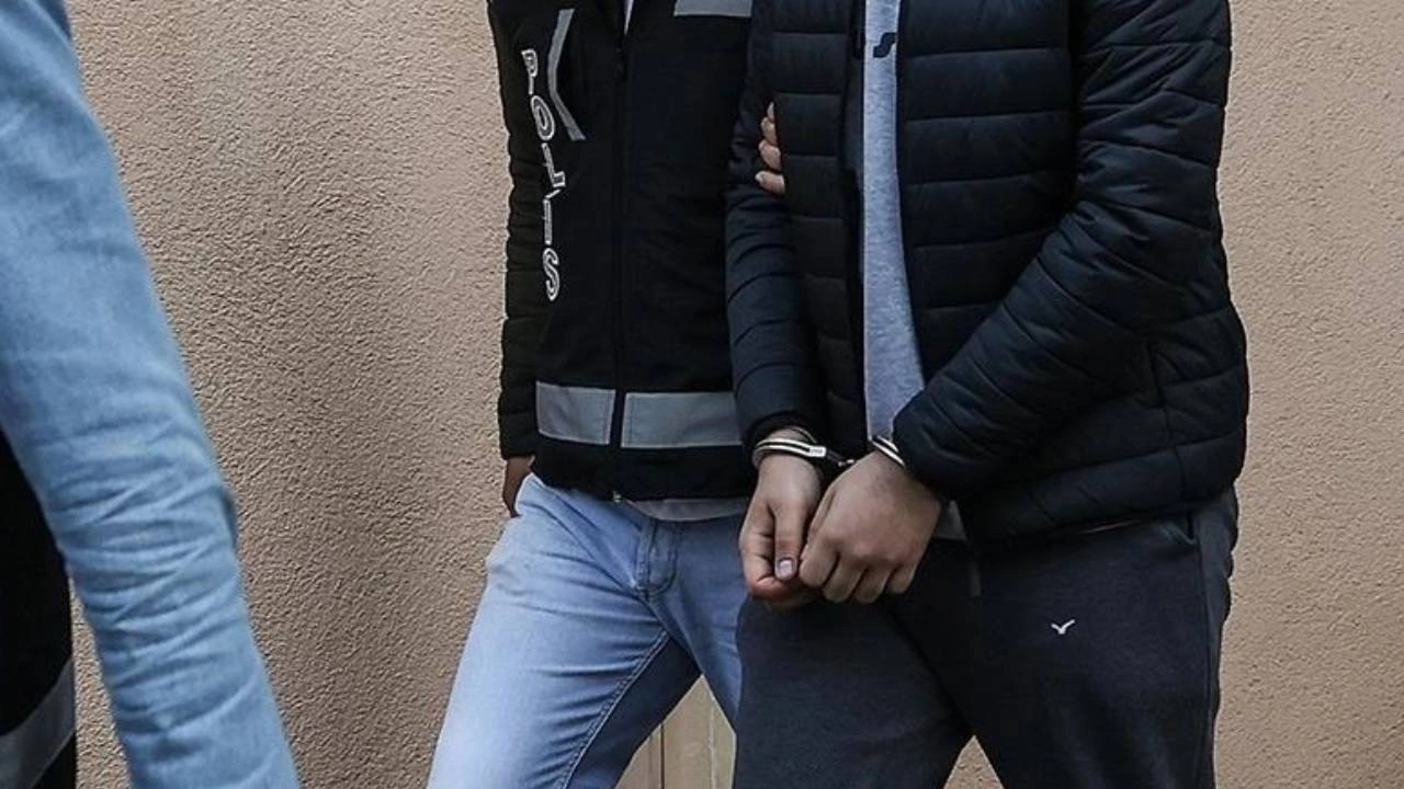 Son Dakika | Bebeğini çöpe atan anne 16 yıl sonra yakalandı