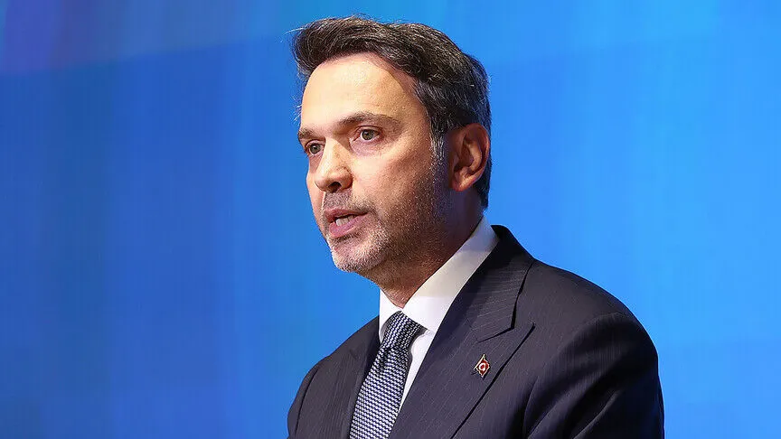 Bakan Bayraktar: Türkiye sadece kendi karalarında denizlerinde değil, yurt dışında petrol, doğal gaz arayan bir ülke