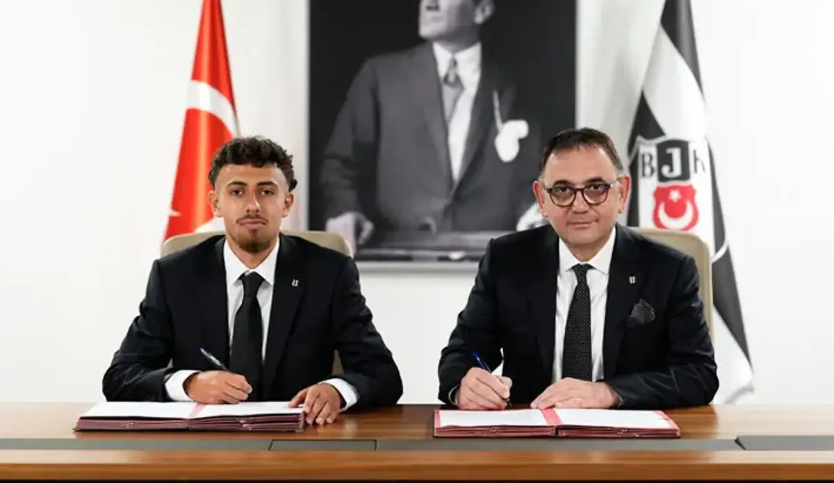 İlhan Fakılı formayı giydi, 4 yıllık imzayı attı