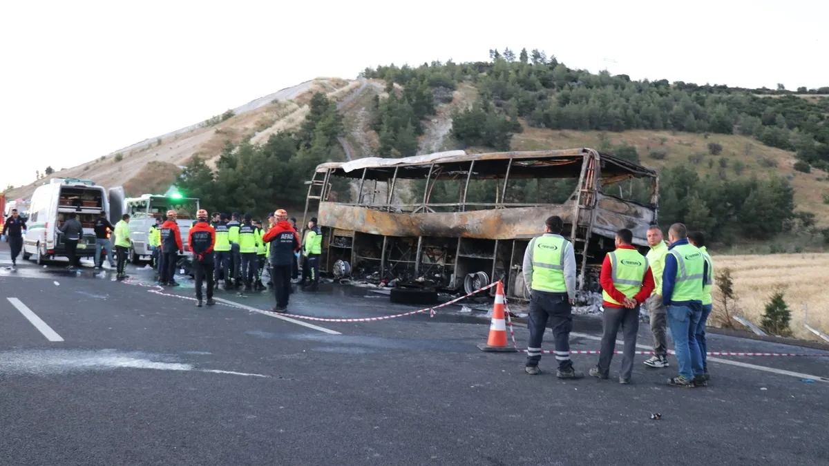 Denizli'deki otobüs faciasında kötü haber: Hayatını kaybedenlerin sayısı 9'a çıktı!