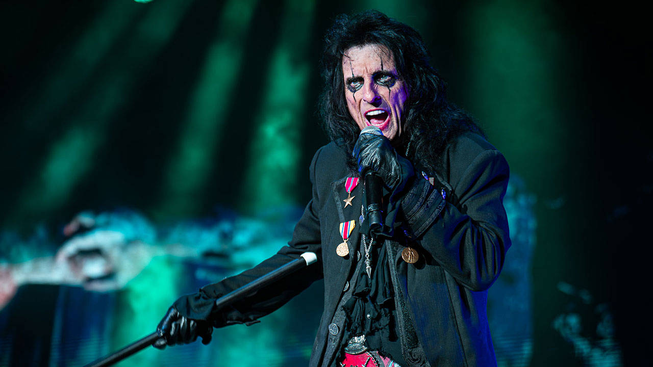 Alice Cooper İstanbul'da sahne aldı
