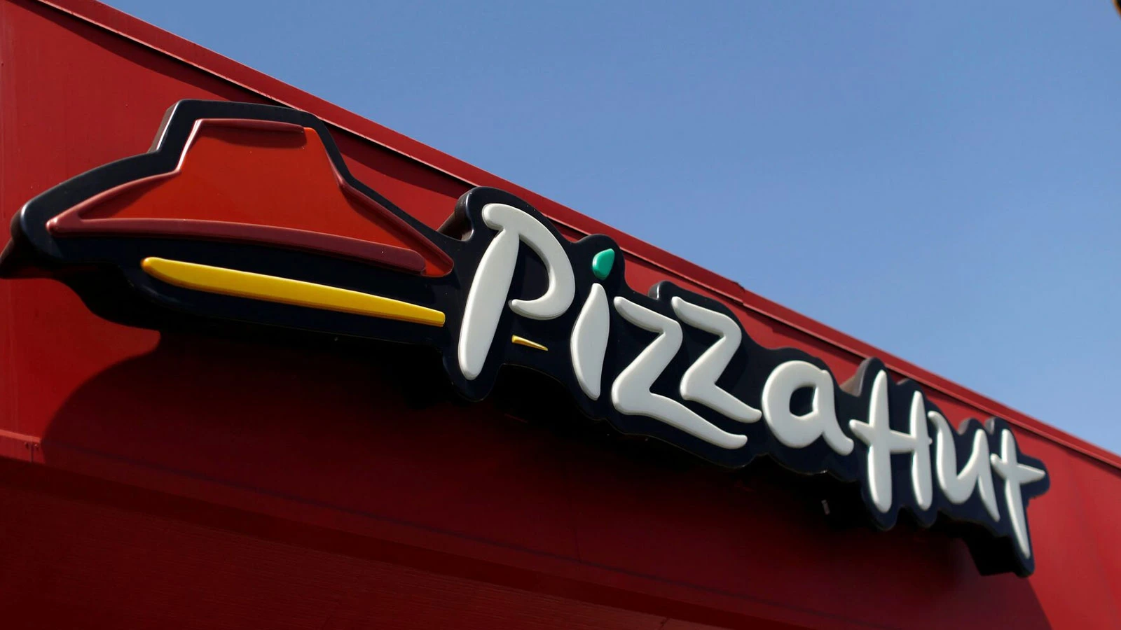 Pizza Hut 2.7 milyar dolara satıldı