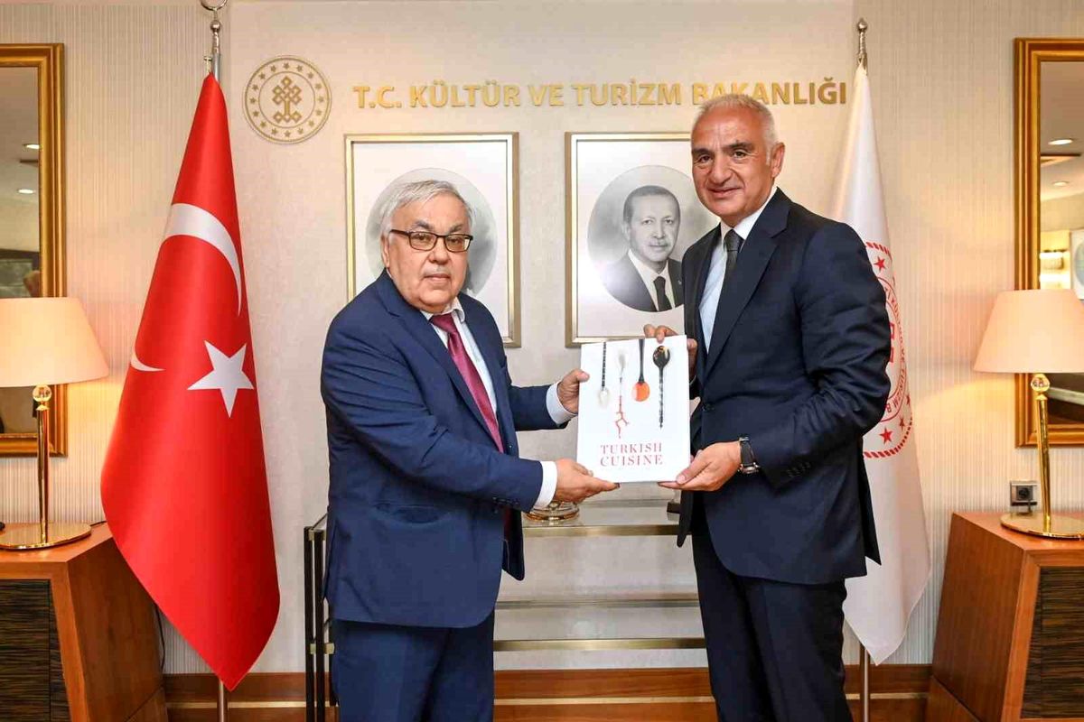 Bakan Ersoy, Rusya'nın yeni büyükelçisini ağırladı