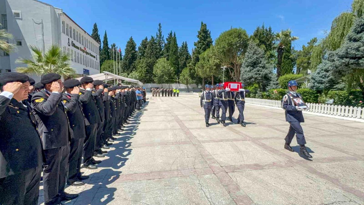 Motosiklet kazasında hayatını kaybeden jandarma personeline son görev