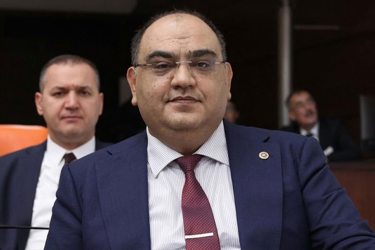 AK Parti'ye geçeceği konuşulan İYİ Parti Milletvekili Mehmet Mustafa Gürban sessizliğini bozdu: Bir insan boşanacağı zam..