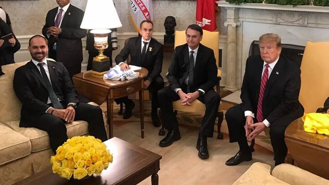 Darbeye kalkıştılar, ABD'den medet umdular, hapis cezası aldılar: Karşınızda Bolsonaro ailesi!
