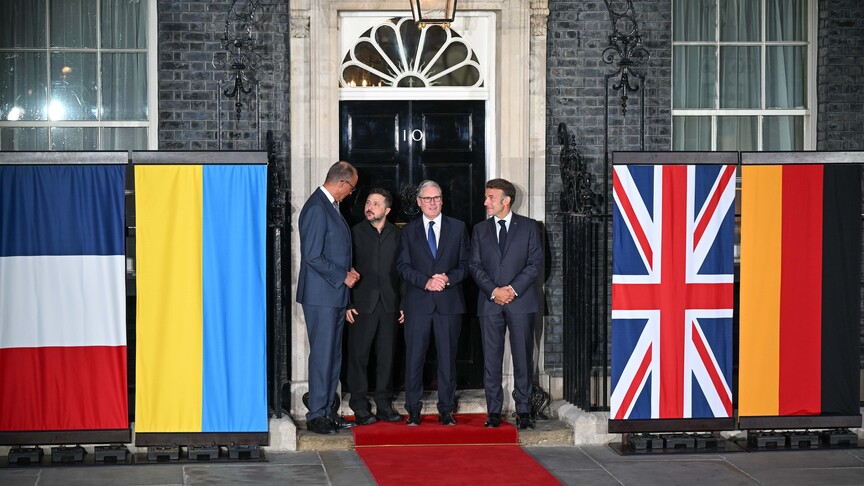E3 ülkelerinin liderleri, Londra'da Ukrayna Devlet Başkanı Zelenskiy ile görüştü