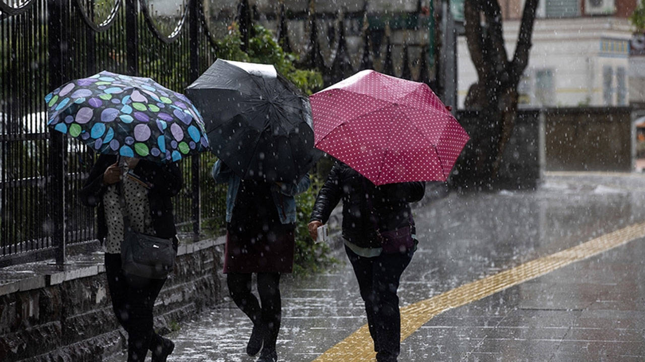 Meteoroloji duyurdu: Sağanak ve kuvvetli rüzgar bekleniyor