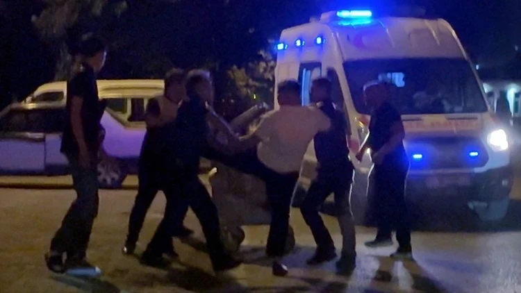 Çocuklar arasında bıçaklı kavga: 1 yaralı, 1 gözaltı
