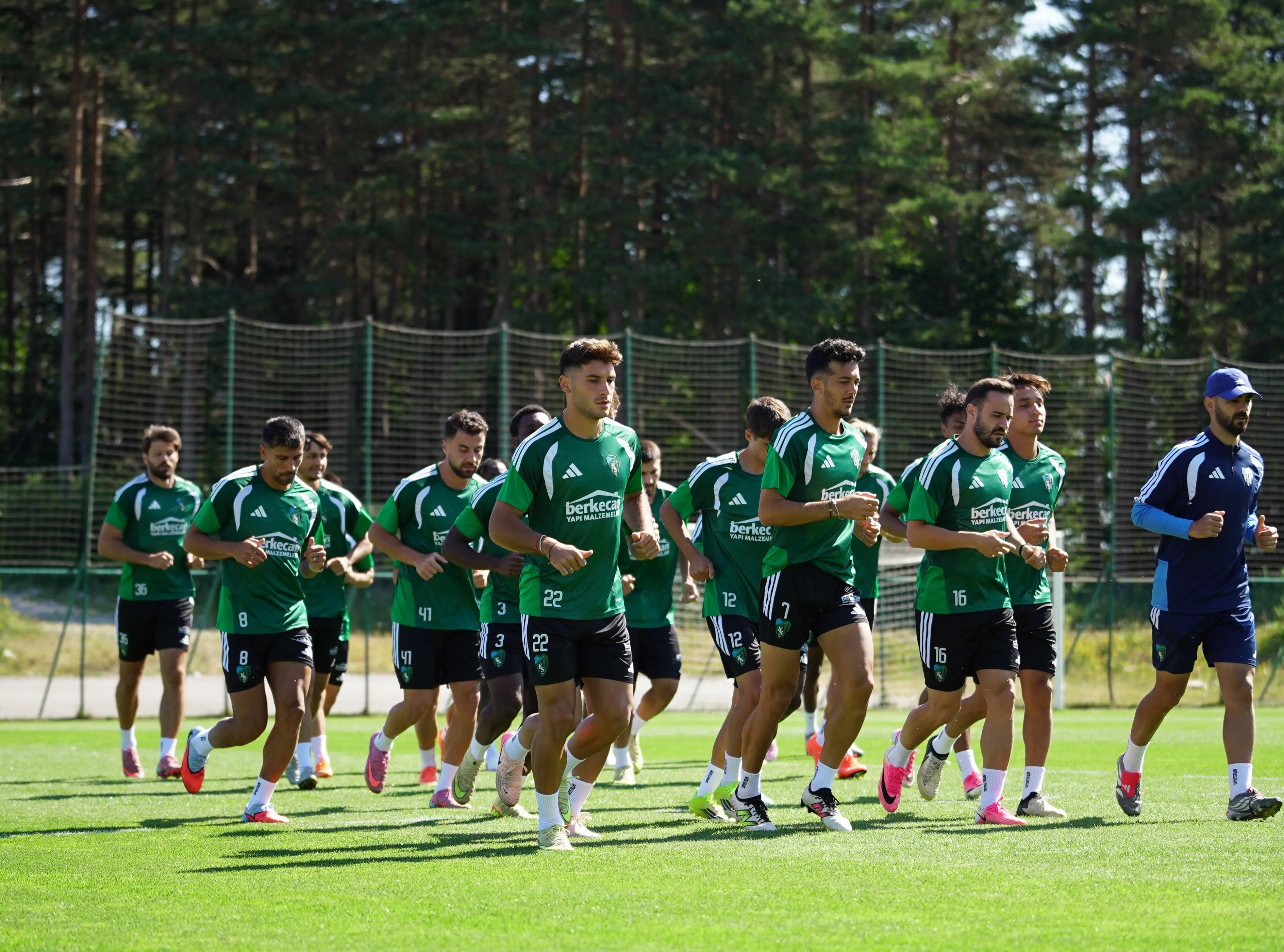 Kocaelispor, Düzce'de hazırlanıyor