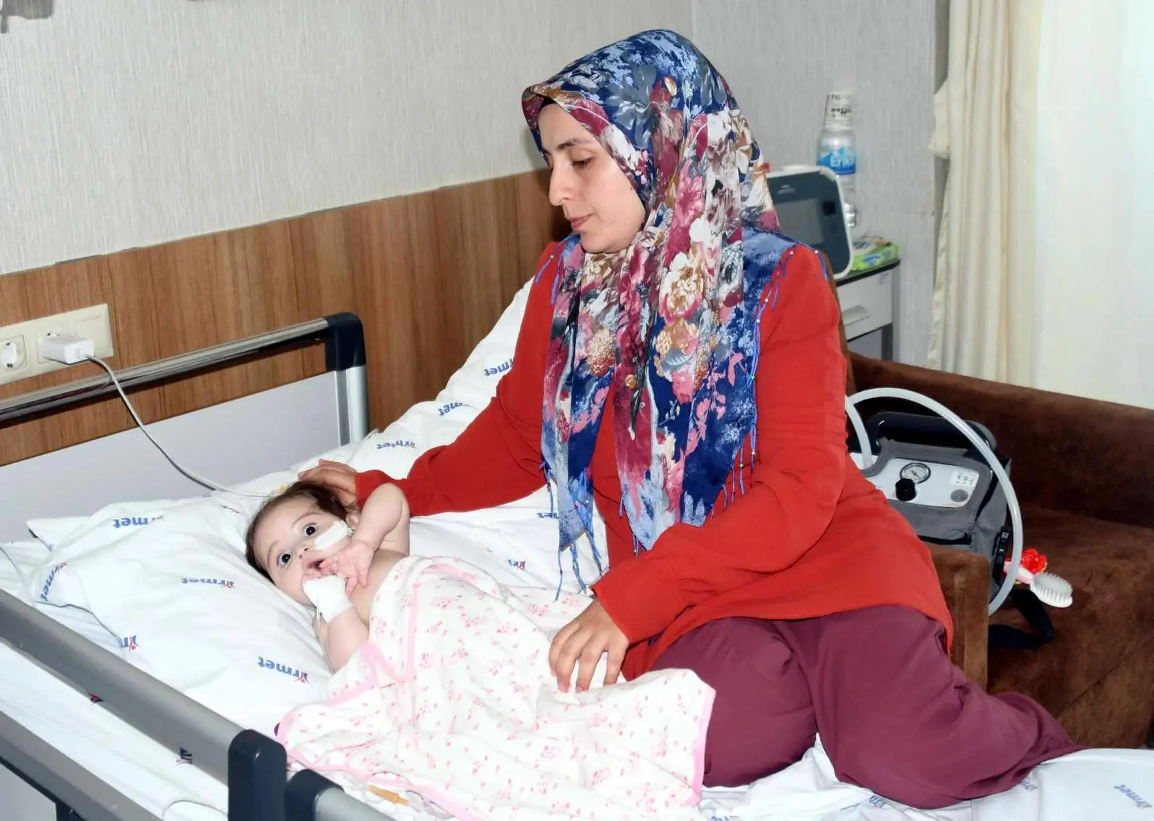9 günlükken SMA Tip-1 teşhisi konuldu! 8 aylık Afra Sıla yaşam mücadelesini 3 cihaza bağlı sürdürüyor