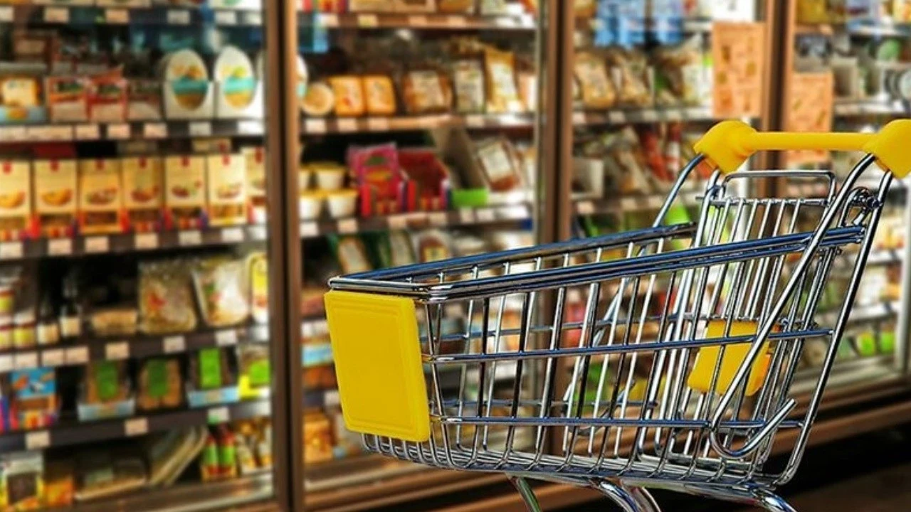 Ticaret satış hacmi azalırken, perakende satış hacmi arttı