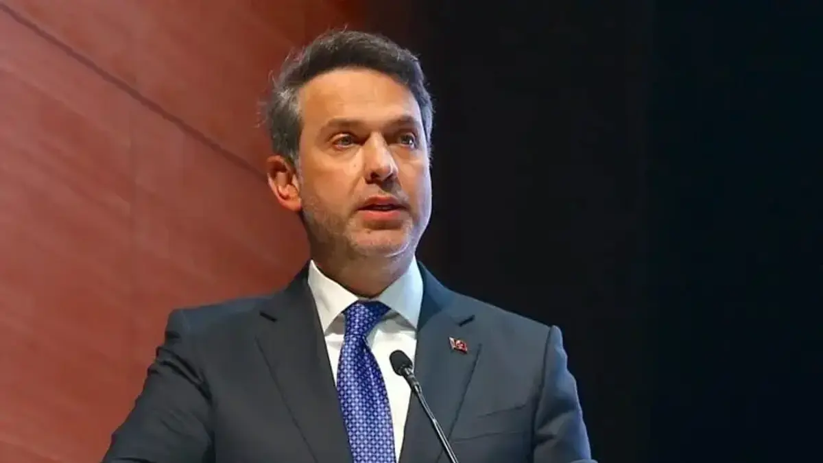 Bakan Bayraktar: Türkiye kendi sahalarının dışında da petrol, doğal gaz arayan bir ülke haline geldi