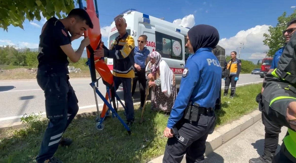 Erzincan'da 4 araçlı zincirleme kaza