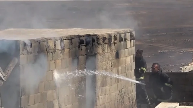 Mardin'de çıkan anız yangınına müdahale ediliyor