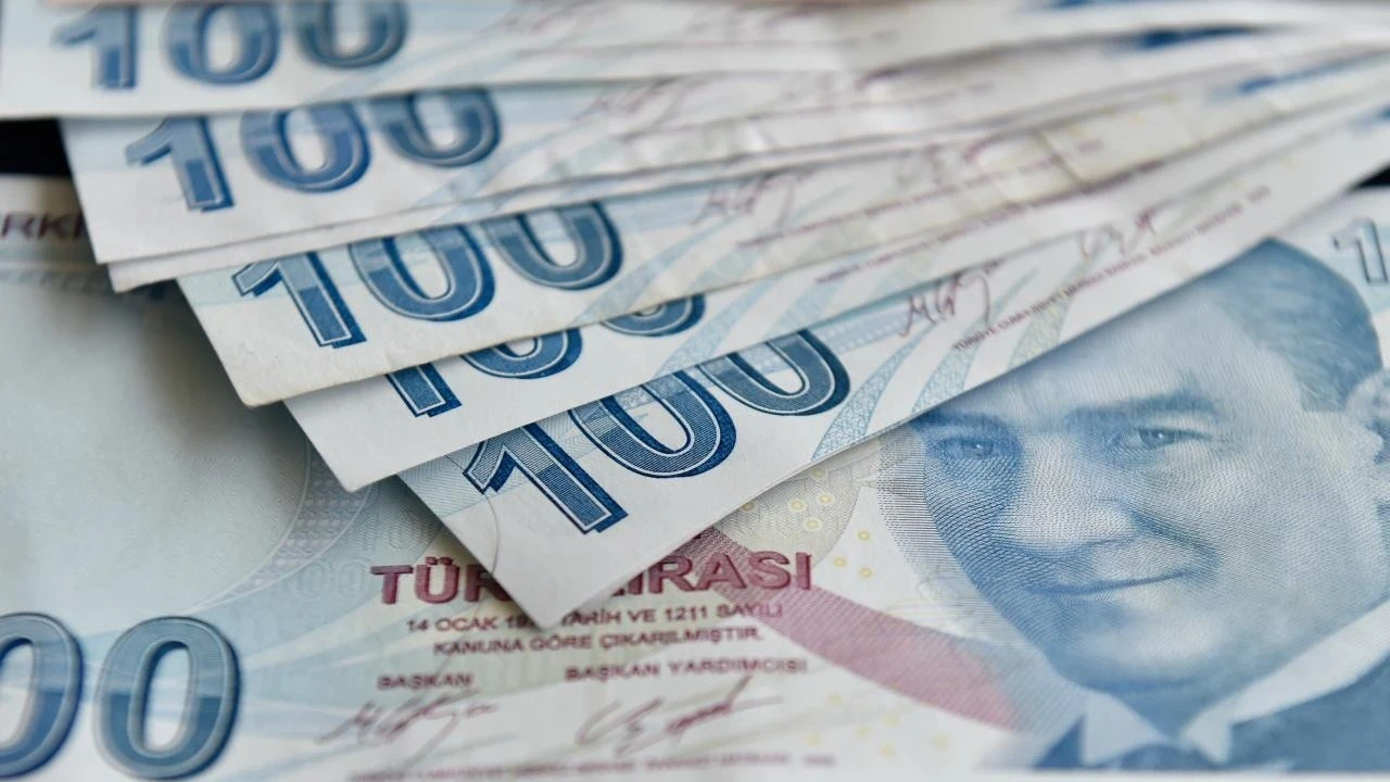 TL hangi hesaba ve kime göre değerli?