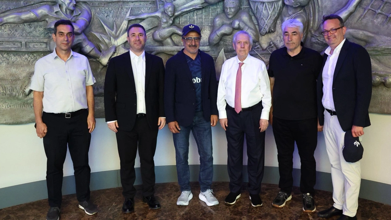 Fenerbahçeli milyarder Hamdi Ulukaya sözünü tuttu: İlk iş Aziz Yıldırım'a gitti