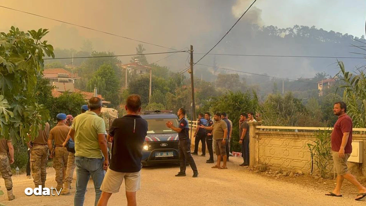 Alevler üç ili sardı: Muğla, Antalya ve Aydın'da orman yangını