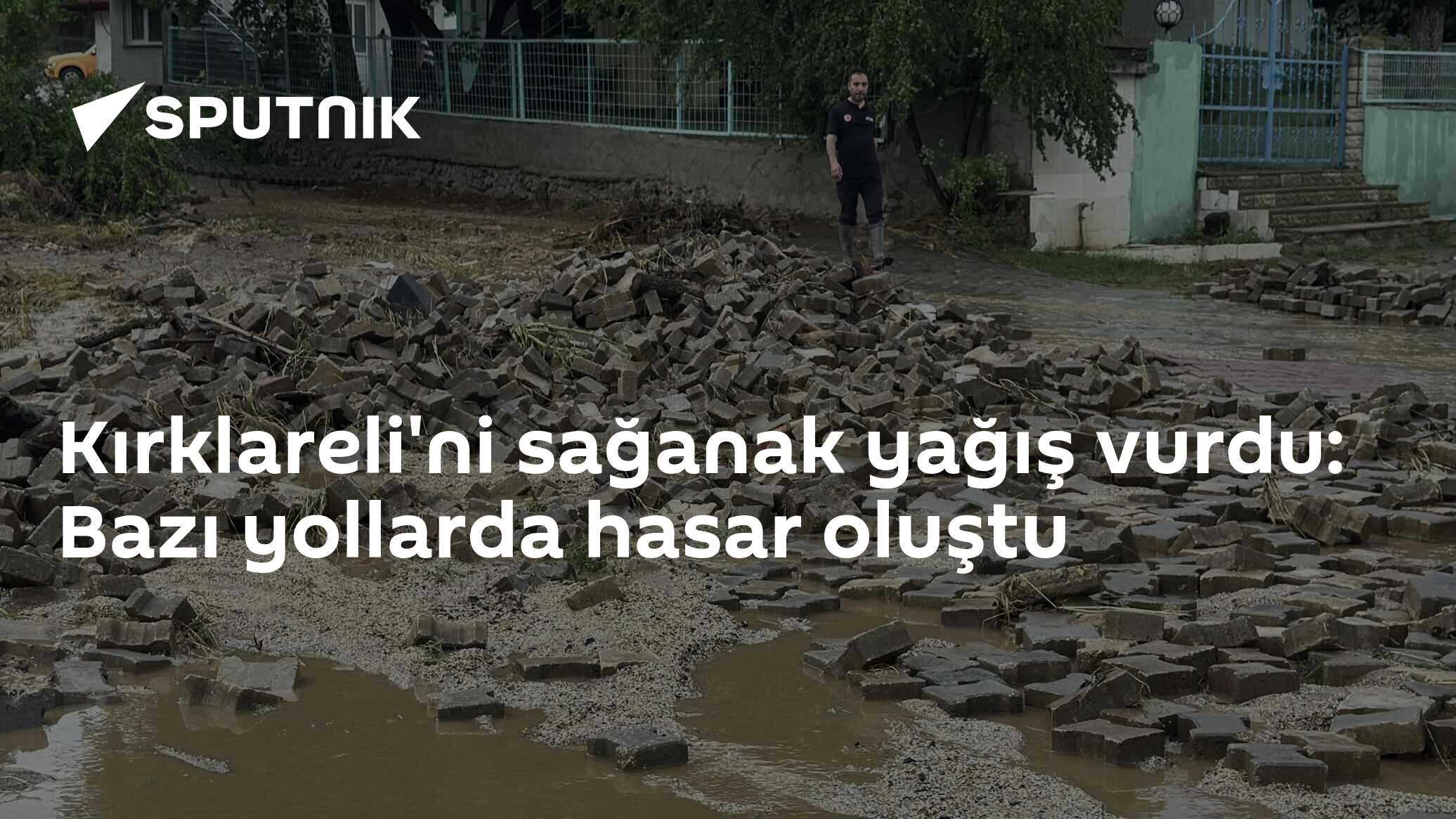 Kırklareli'ni sağanak yağış vurdu: Bazı yollarda hasar oluştu