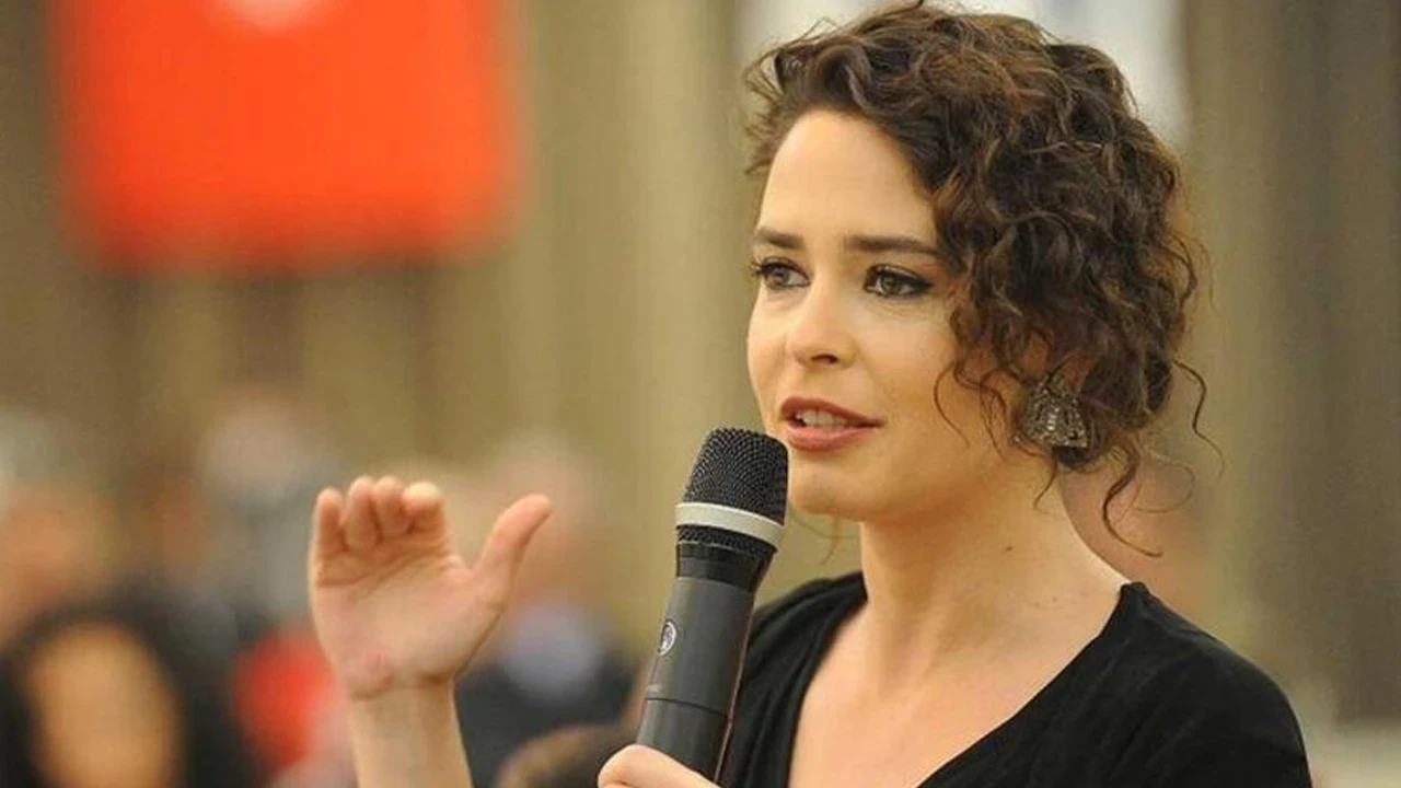 Asrın felaketinde ''Devlet yoktu'' demişti... Pelin Batu'dan AHBAP özrü
