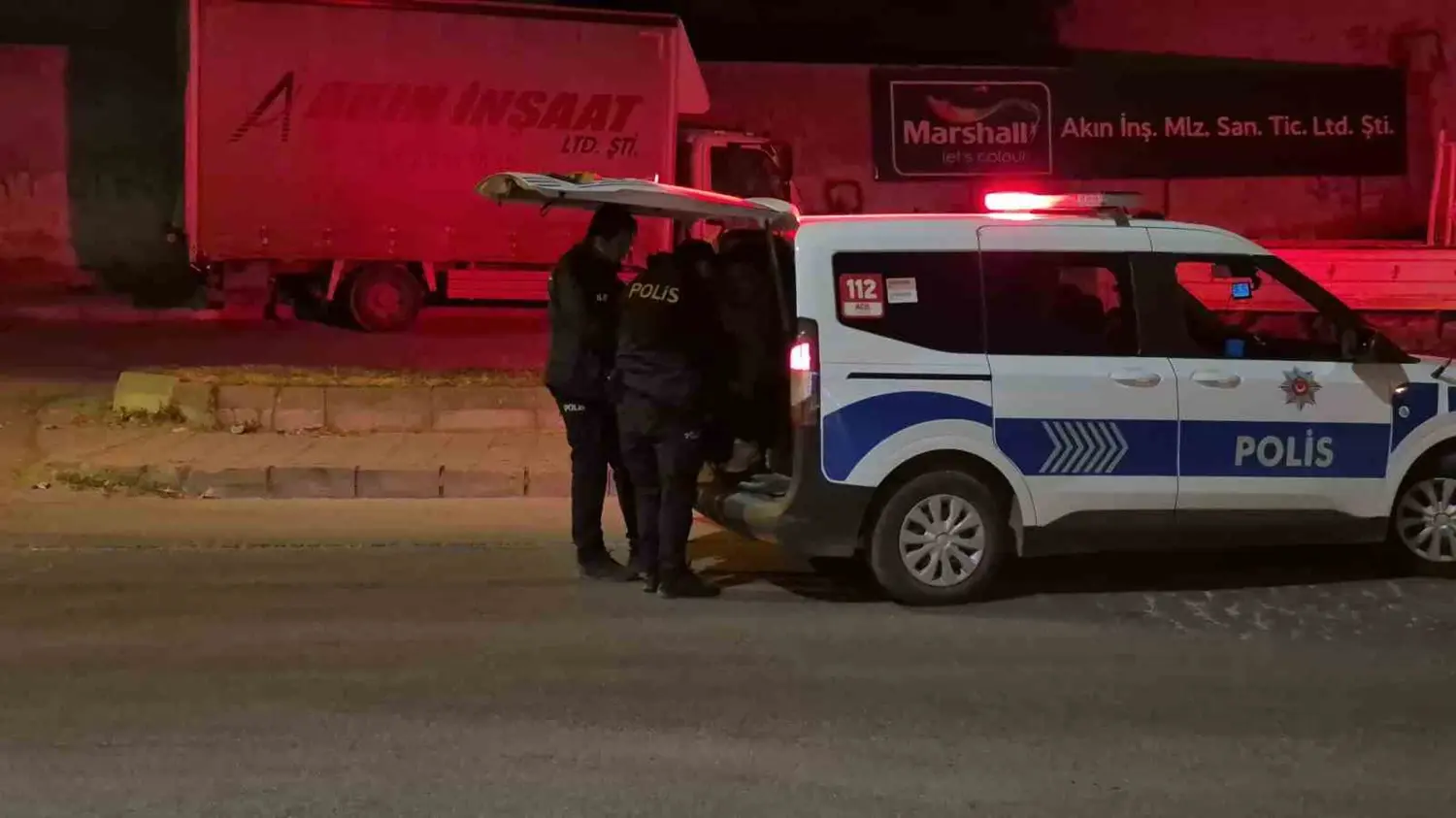 Cezaevi izninde dehşet! Annesini bıçakla kovaladı: Ben TCK'yı yalayıp yutmuş insanım