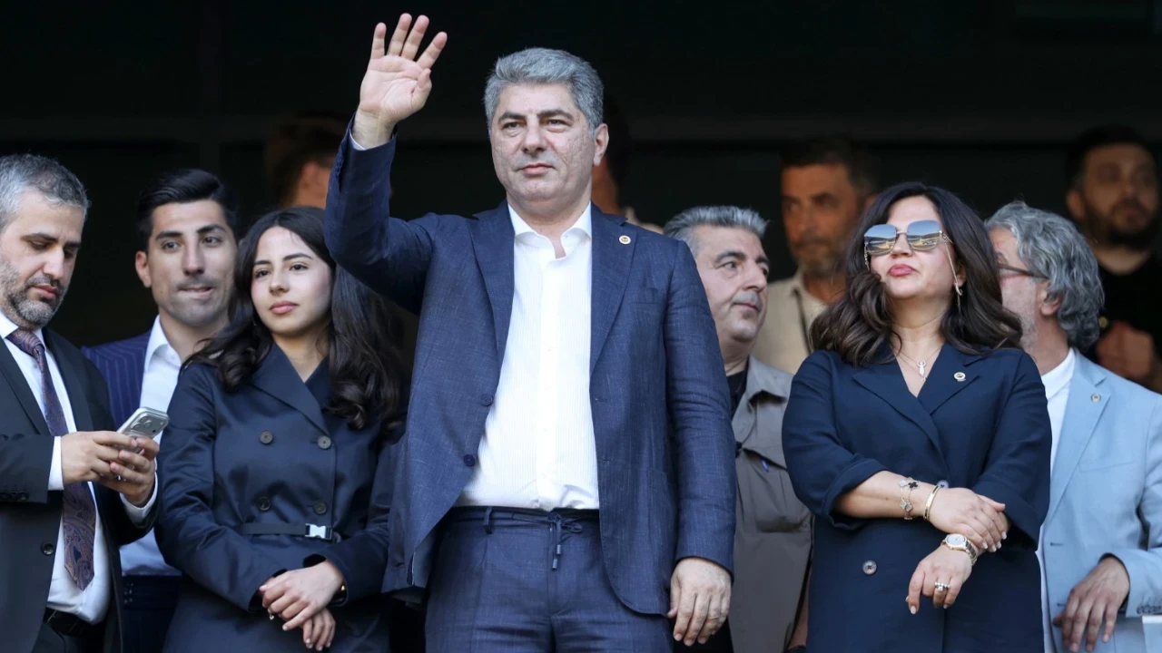 Hakan Safi: Aziz Başkanımı tebrik ediyorum