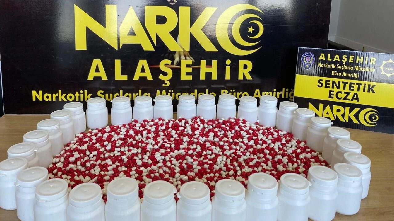 Manisa'da uyuşturucu operasyonu: Binlerce sentetik hap ele geçirildi