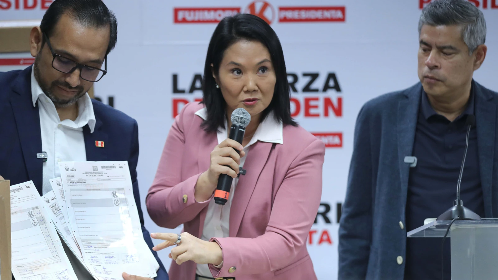 Peru'daki devlet başkanlığı seçimlerini Keiko Fujimori kazandı