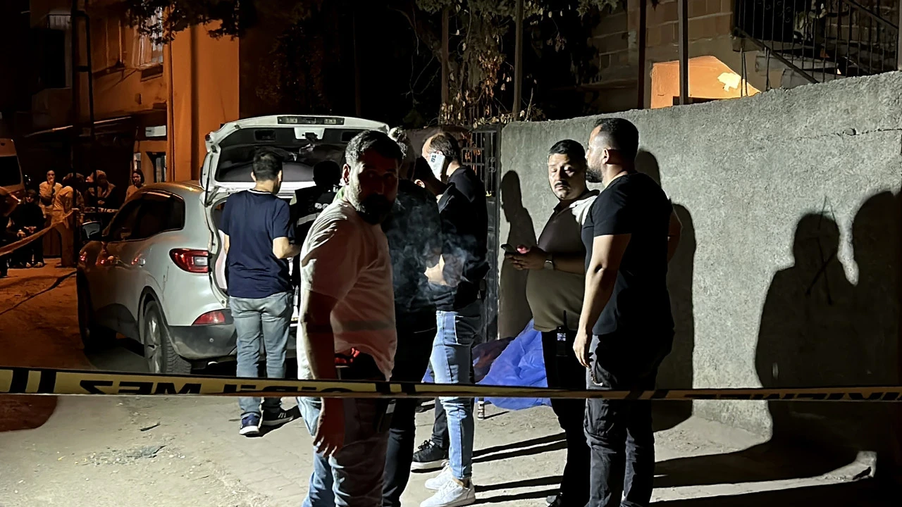 Babalarından geri kalan miras kavgası kanlı bitti: Eşit dağıtılmayan para kardeş katili etti